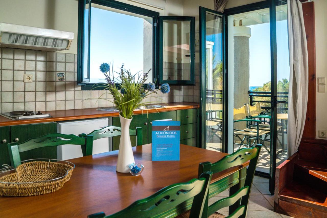 Alkionides Seaside Hotel Platanés Kültér fotó