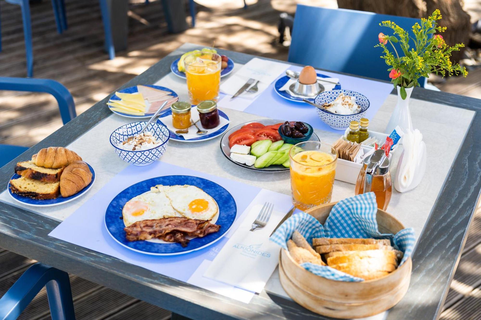 Alkionides Seaside Hotel Platanés Kültér fotó